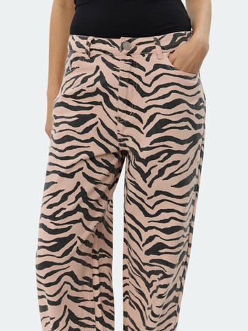 Sofie Schnoor Baggy Jeans 'Tokyo' in Red