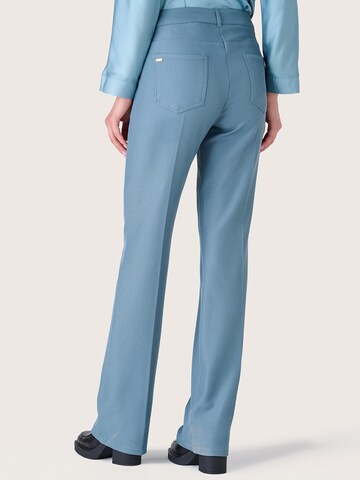 Camomilla Regular Trousers with creases 'Piero' in Blue