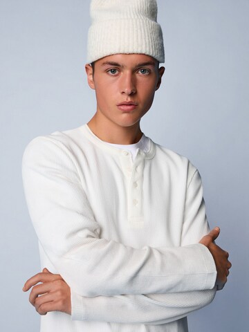 Bershka Shirt in Wit