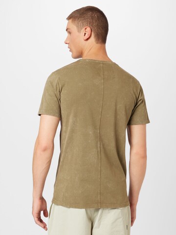 Tricou 'STRANGE' de la Key Largo pe verde