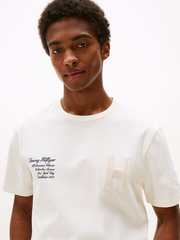 T-Shirt TOMMY HILFIGER en blanc