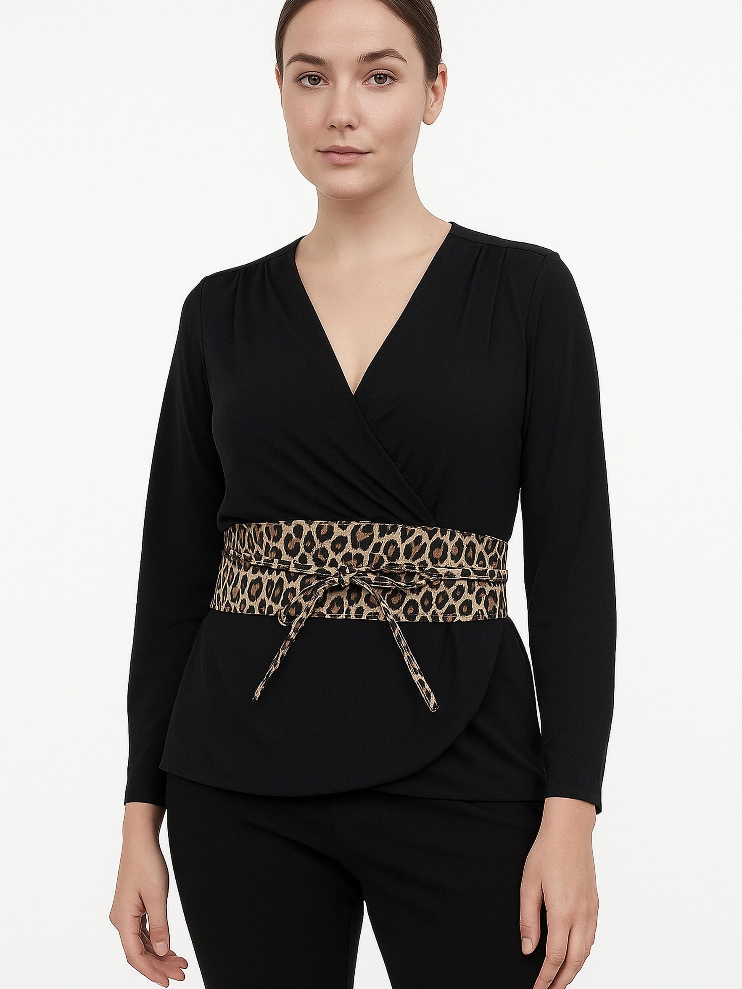 COLLEZIONE ALESSANDRO Belt 'Leo' in Beige: front