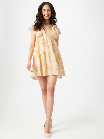 Fashion Union - Vestido de verão 'Flit' em amarelo