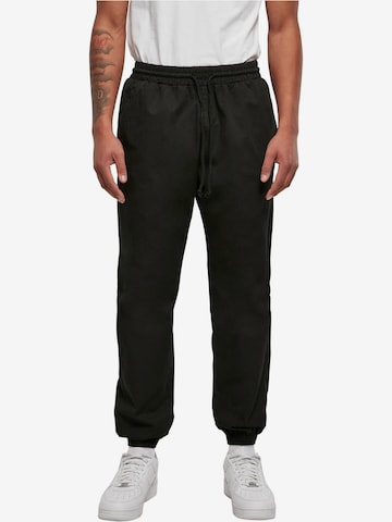 Effilé Pantalon Urban Classics en noir : devant