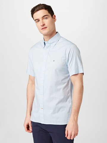 Coupe regular Chemise TOMMY HILFIGER en bleu : devant