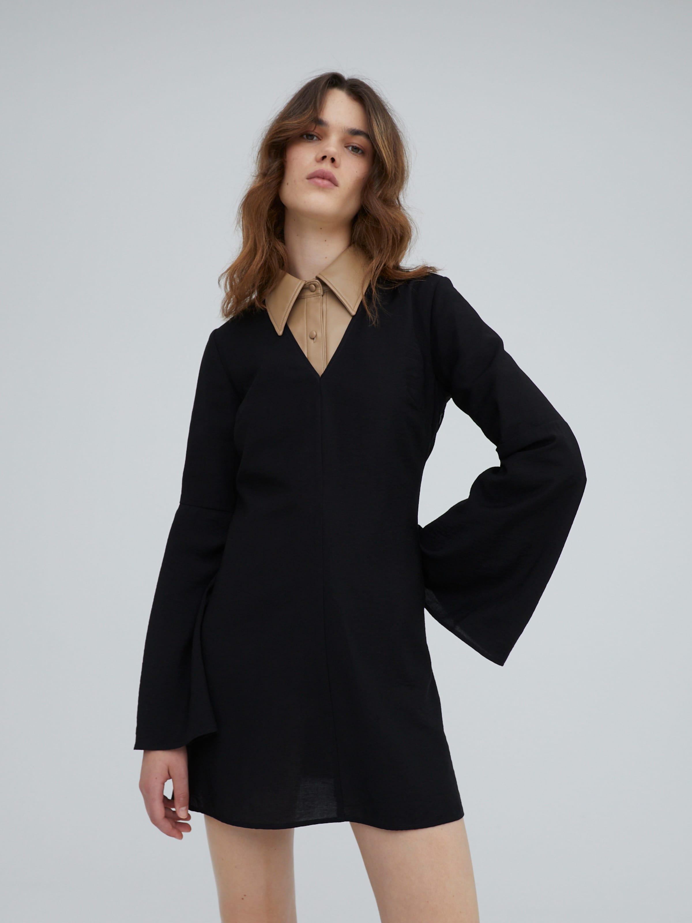 Plus durable Robe 'Cadence' EDITED en Noir 