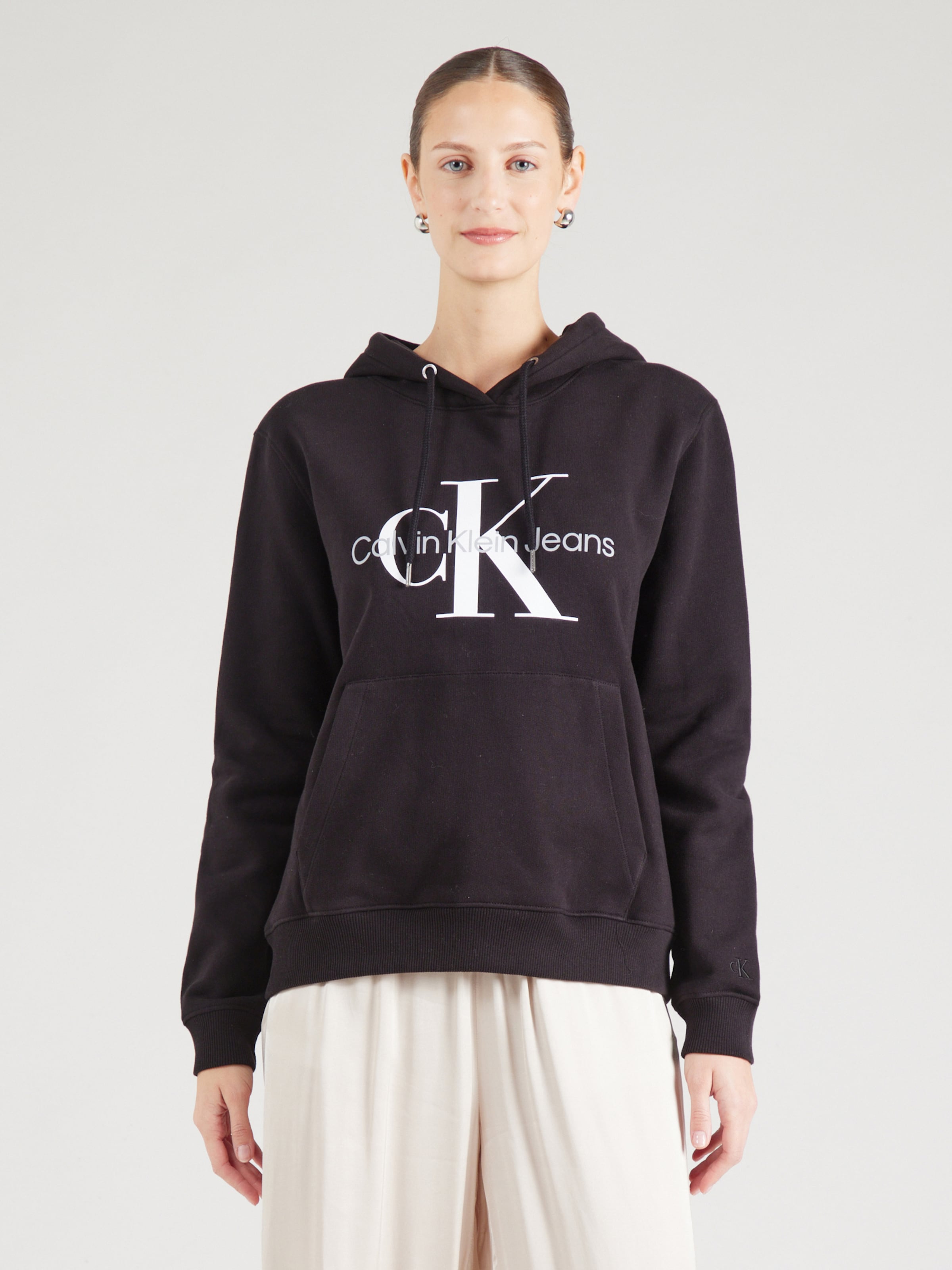 Calvin Klein Jeans Sweatshirt in Black | ABOUT YOU