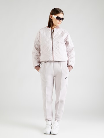 Nike Sportswear Jacke in Lila