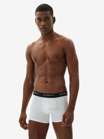 WESTMARK LONDON Boxer shorts 'LUCAS' in White: front