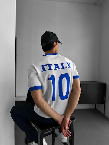 Kleidermafia T-shirt i vit