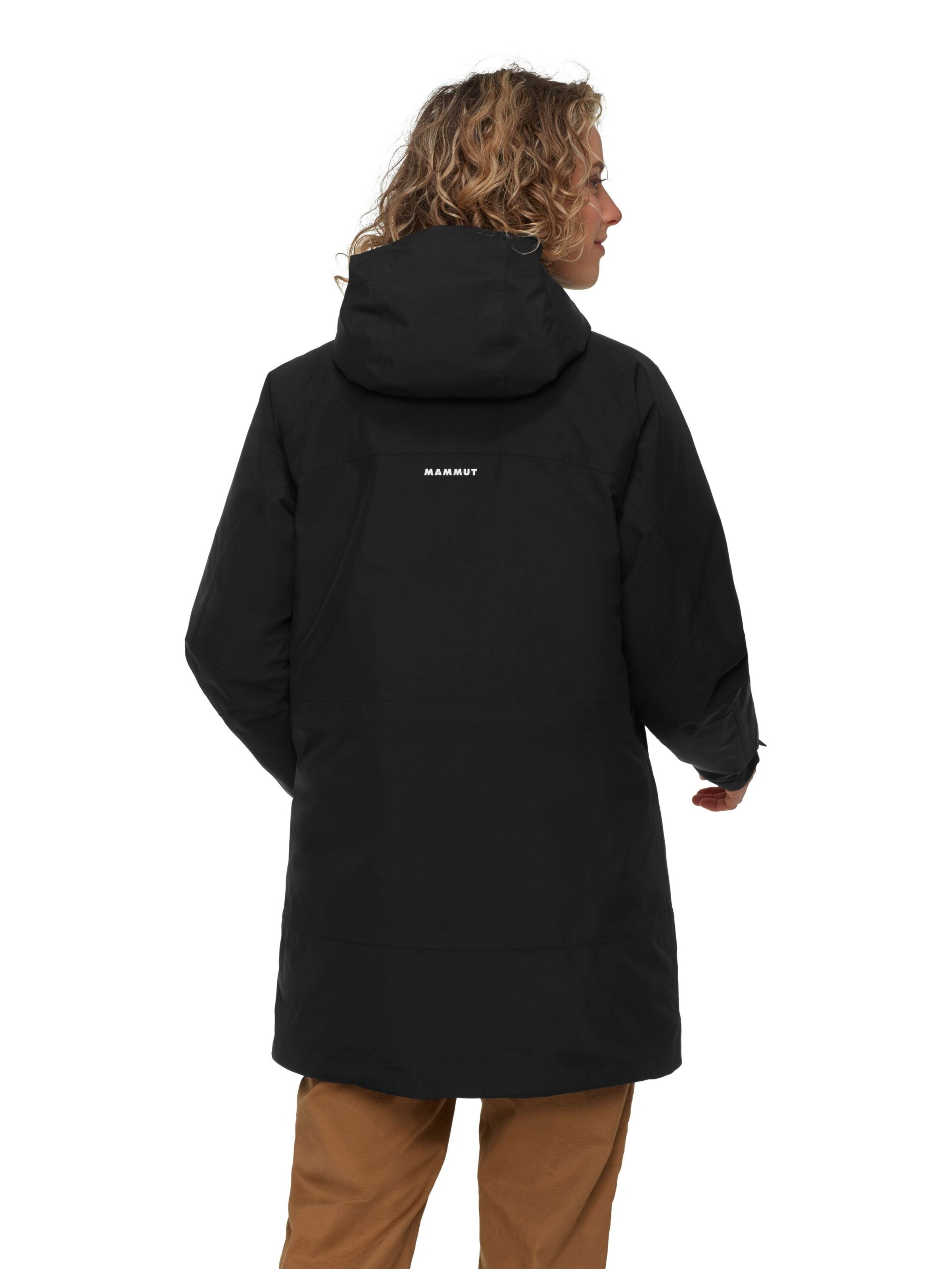 MAMMUT Outdoor Jacket in Black