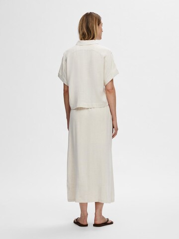 SELECTED Rok in Wit