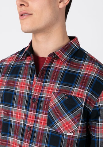 TIMEZONE Regular fit Button Up Shirt in Red