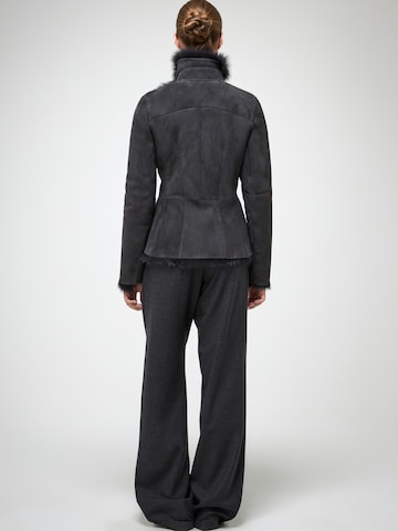 V S P Vinterjakke 'Adila' i grå