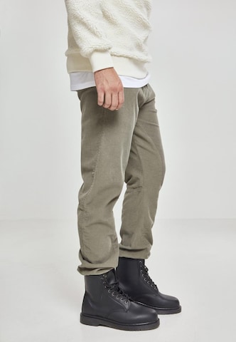 Urban Classics Tapered Hose in Grün