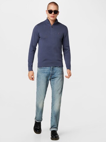 TOMMY HILFIGER Sweater in Blue