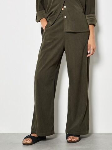 Pantalon Apricot en vert : devant