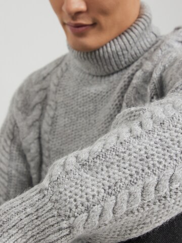 Pullover 'Nino' di ABOUT YOU in grigio
