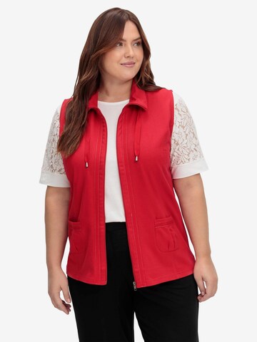 SHEEGO Vest in Red: front