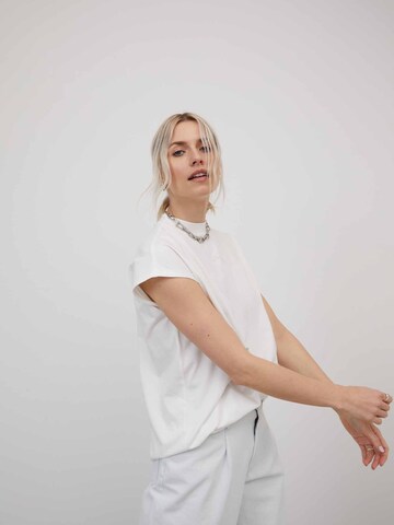 T-shirt 'Irina' LeGer by Lena Gercke en blanc