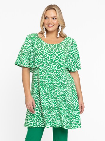 Yoek Tunic in Green: front