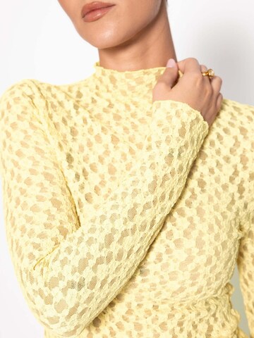 SASSYCLASSY Shirt in Yellow