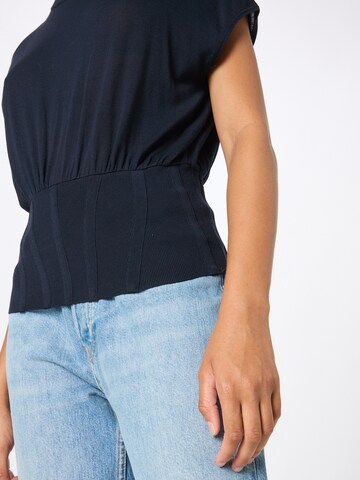 Essentiel Antwerp Pullover 'BRED' in Blau