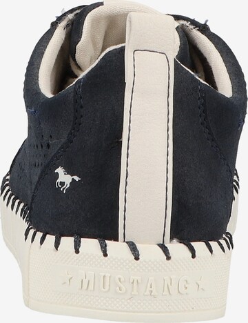 MUSTANG Sneaker in Blau