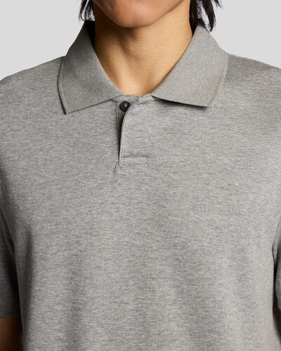 Lyle & Scott T-Shirt en gris, Vue avec produit