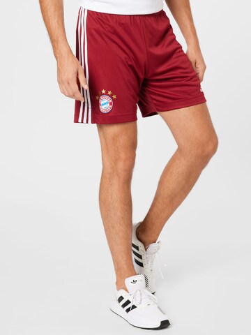 Regular Pantaloni sport de la ADIDAS PERFORMANCE pe roșu: față