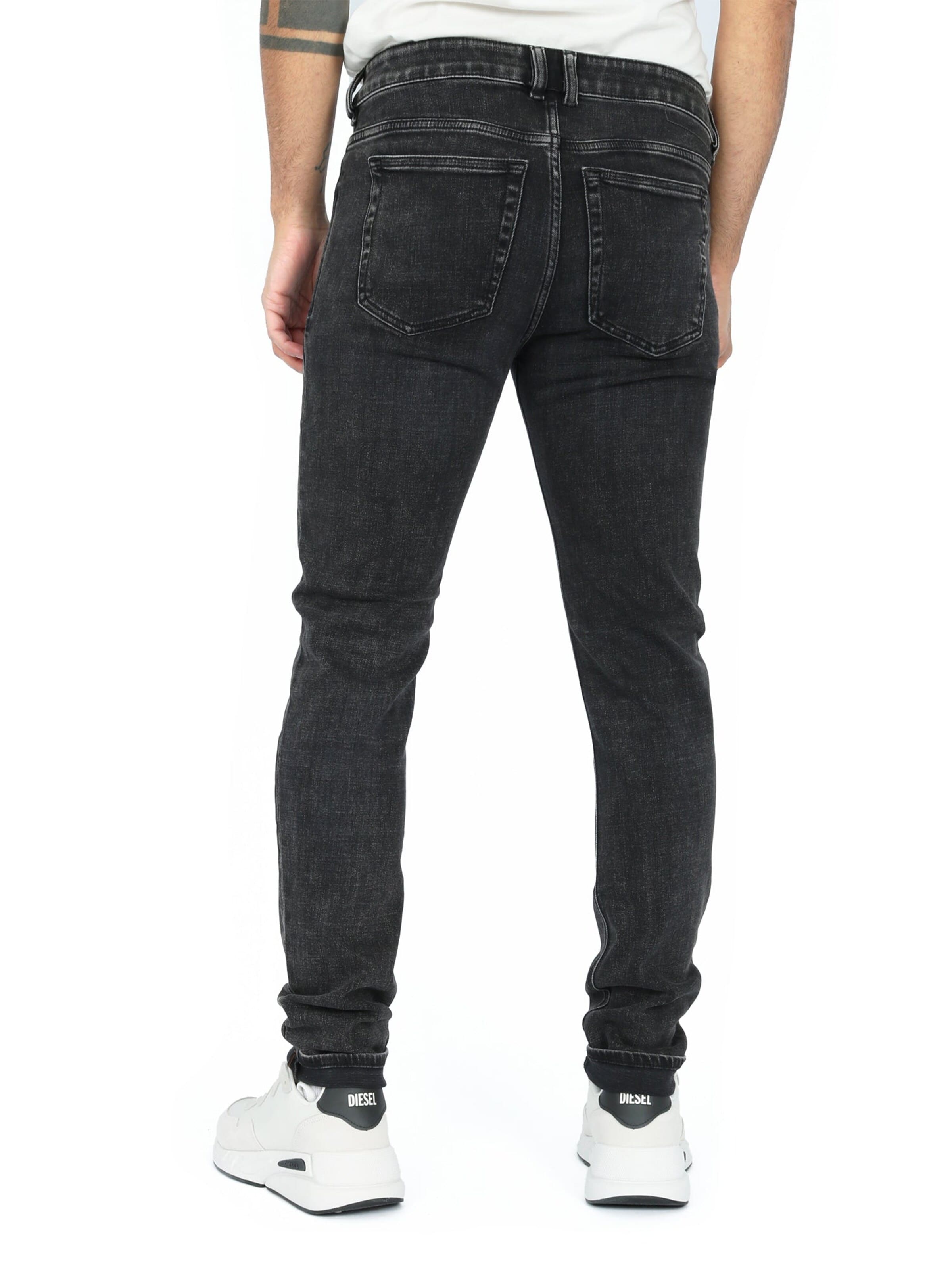 DIESEL Skinny Jeansy '1979 Sleenker 09C23' w kolorze czarny