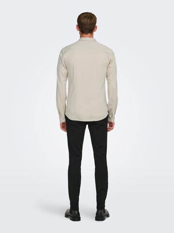 Coupe slim Chemise 'ONSROBIN' Only & Sons en gris