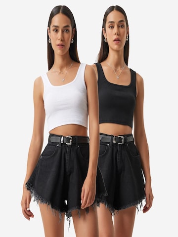 Happiness İstanbul Top in Black: front