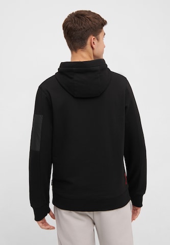 BENCH Sweatshirt in Schwarz
