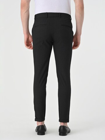 Coupe slim Pantalon Antioch en gris