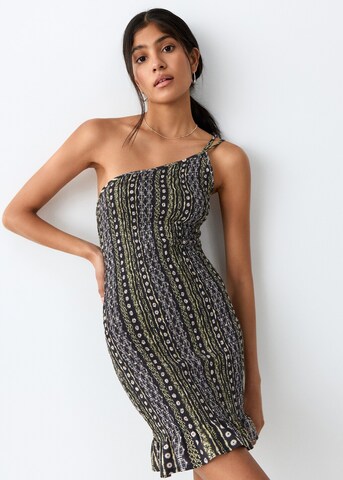 MANGO TEEN Dress in Black: front