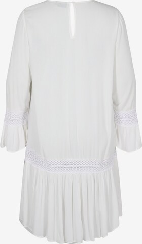 Zizzi - Vestido de verano 'ETRESS' en blanco