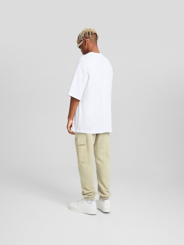 Tapered Pantaloni cargo di Bershka in bianco