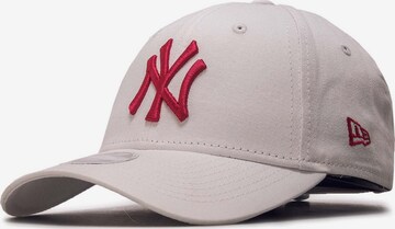 NEW ERA Cap 'League 9 Forty NY' in White: front