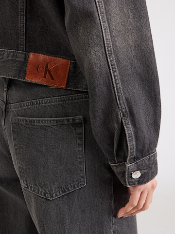 Calvin Klein Jeans Φθινοπωρινό και ανοιξιάτικο μπουφάν σε μαύρο