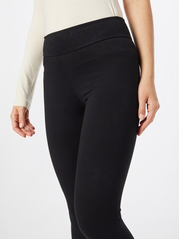 Dorothy Perkins Skinny Legíny – černá