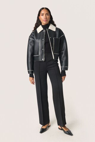SOAKED IN LUXURY Between-season jacket 'Loise' in Black