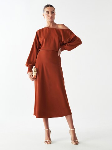 Willa Φόρεμα 'Diara' σε καφέ