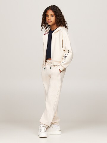 TOMMY HILFIGER Sweatshirt 'ESSENTIAL' in Beige