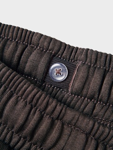 LMTD Loosefit Funktionsbukser 'Nizu' i brun