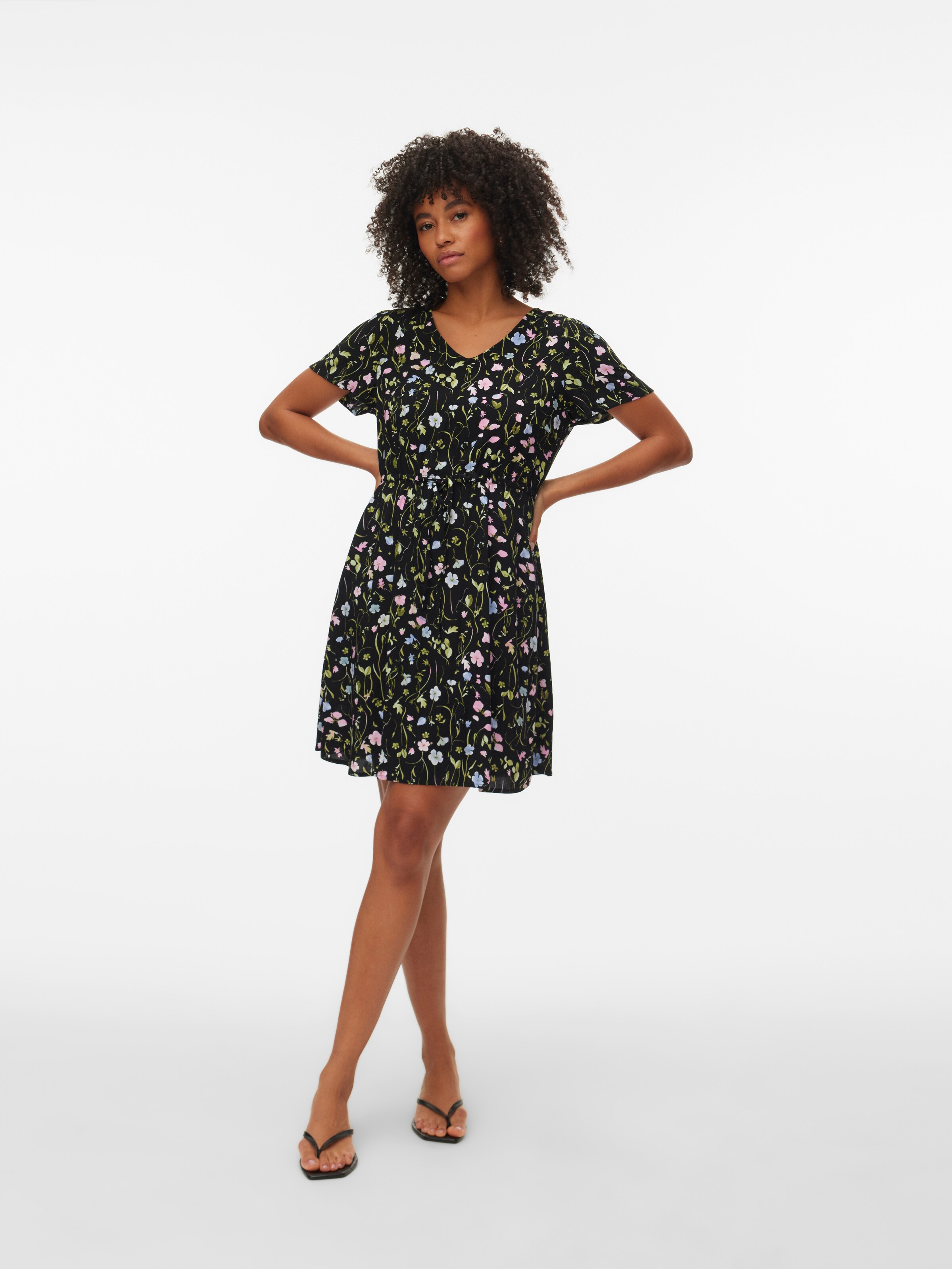 VERO MODA Kleid in Schwarz: Vorderseite