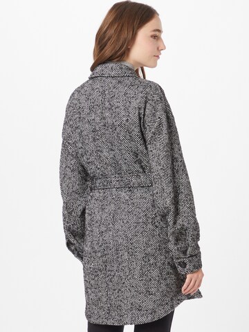 ONLY Between-Seasons Coat 'CANNA' in Black