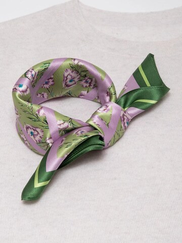 MayTree Scarf in Purple