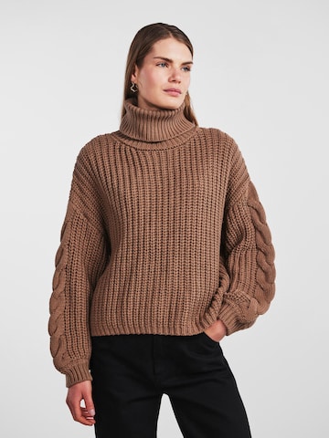 Y.A.S Pullover 'SANNE' i brun: forside