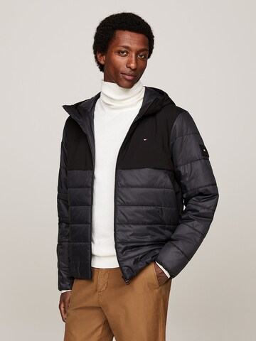 TOMMY HILFIGER Between-Season Jacket in Black: front